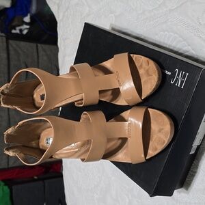 The perfect pair of wedges